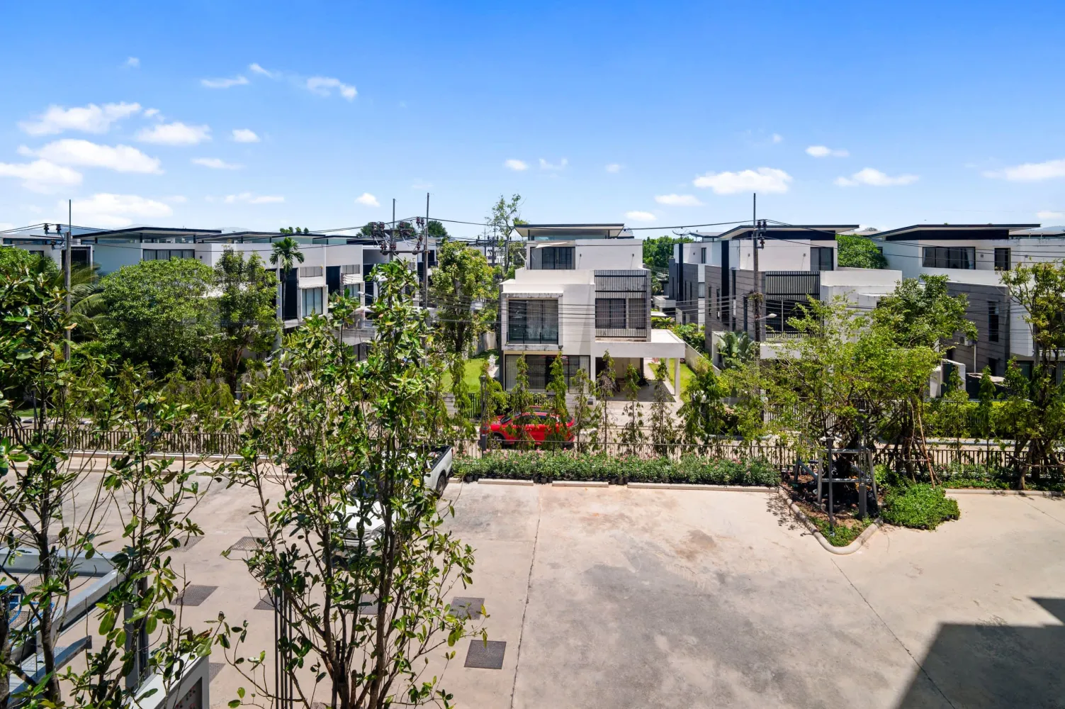 Property image - full photo 17