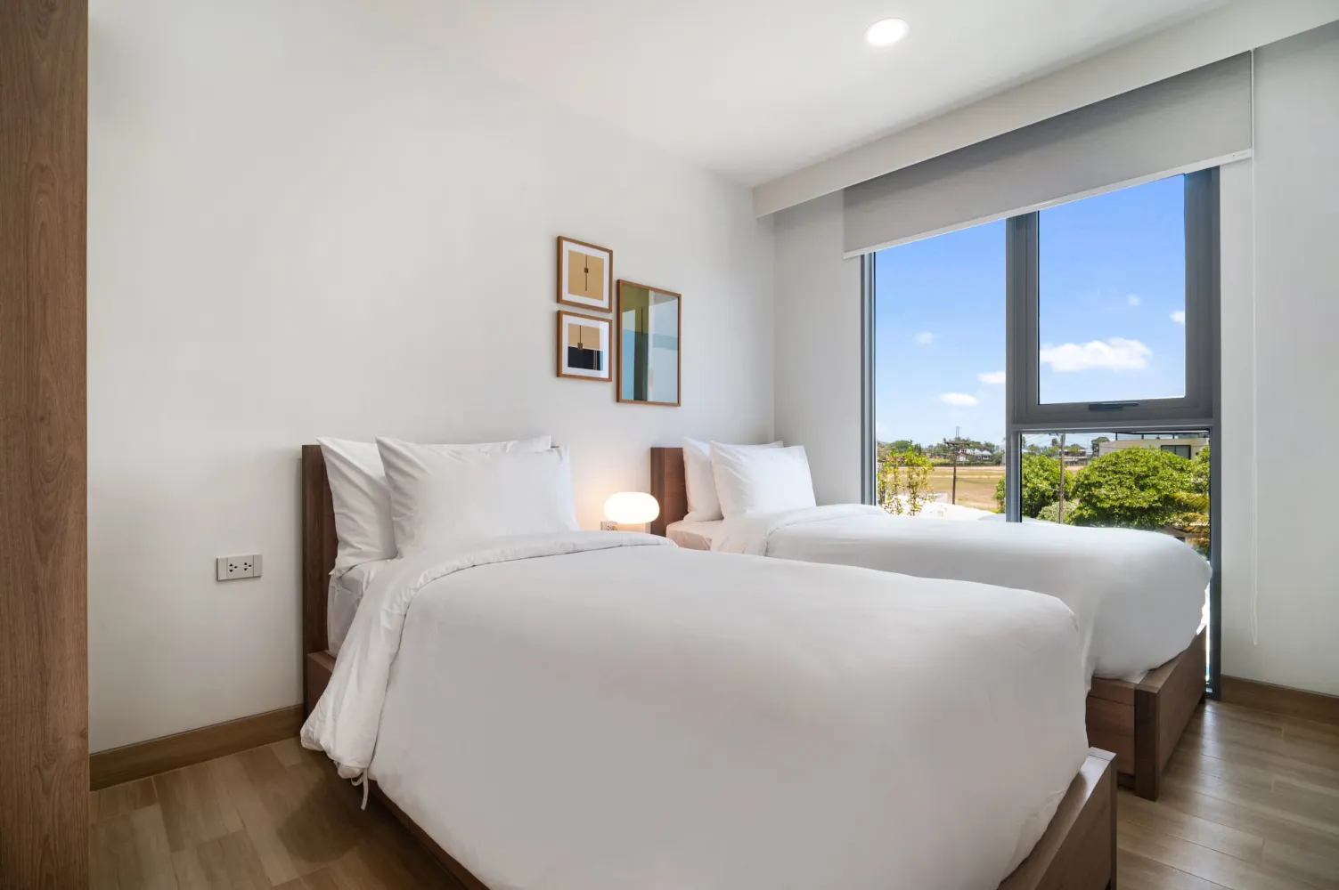 Property image - full photo 11