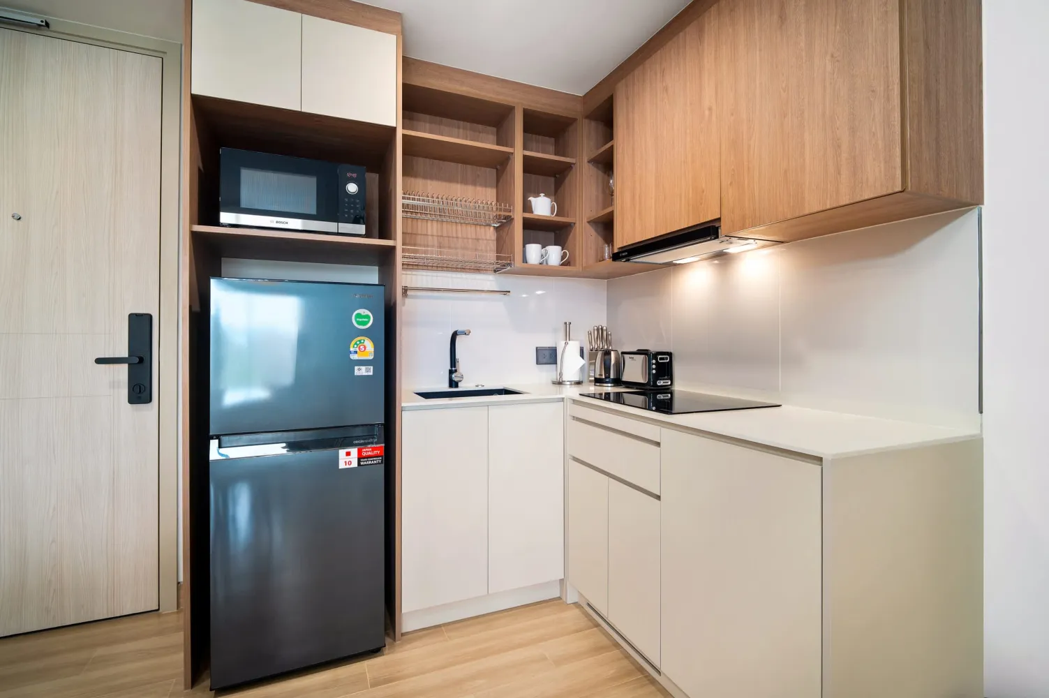Property image - full photo 3