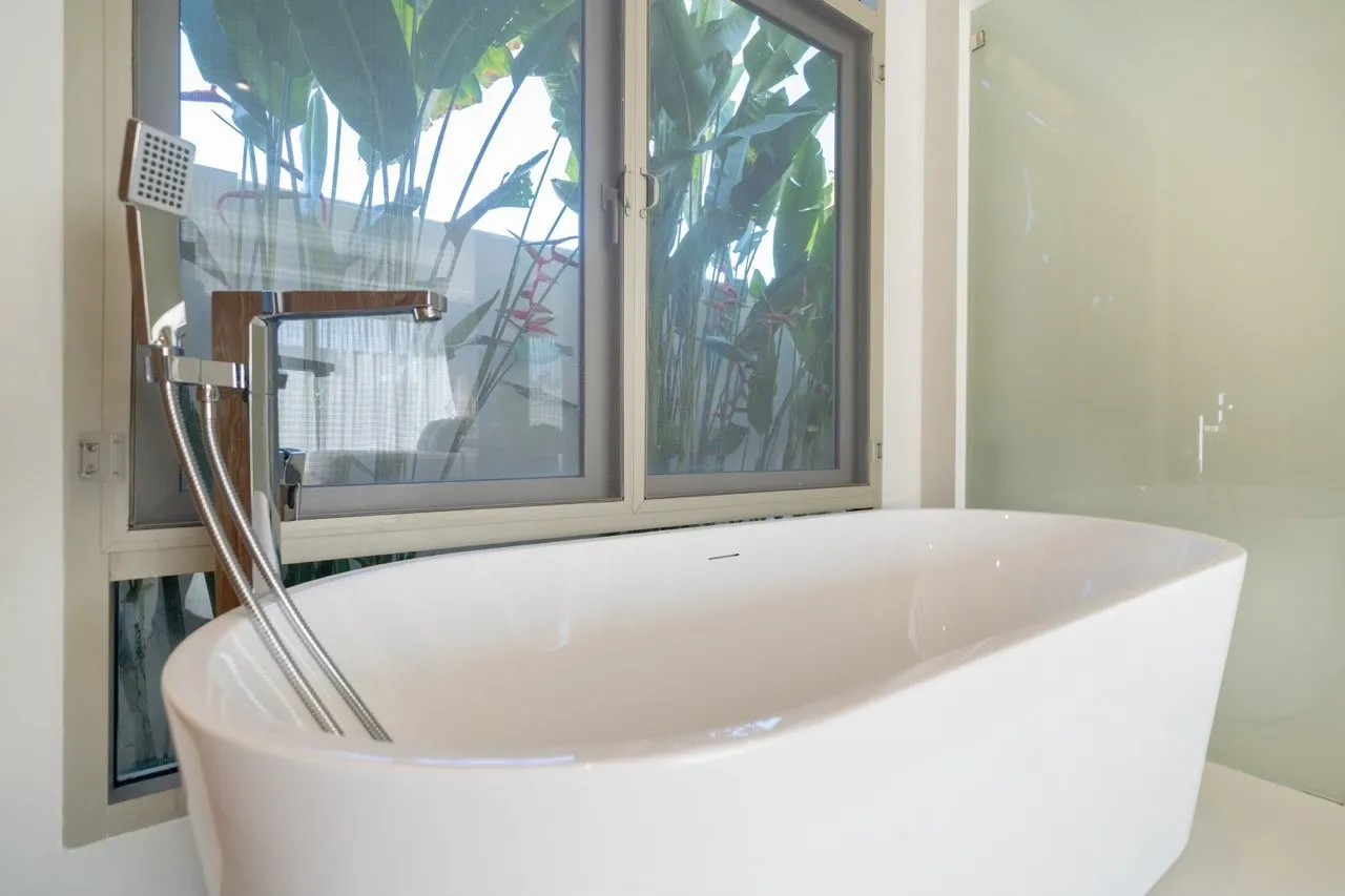 Property image - full photo 21