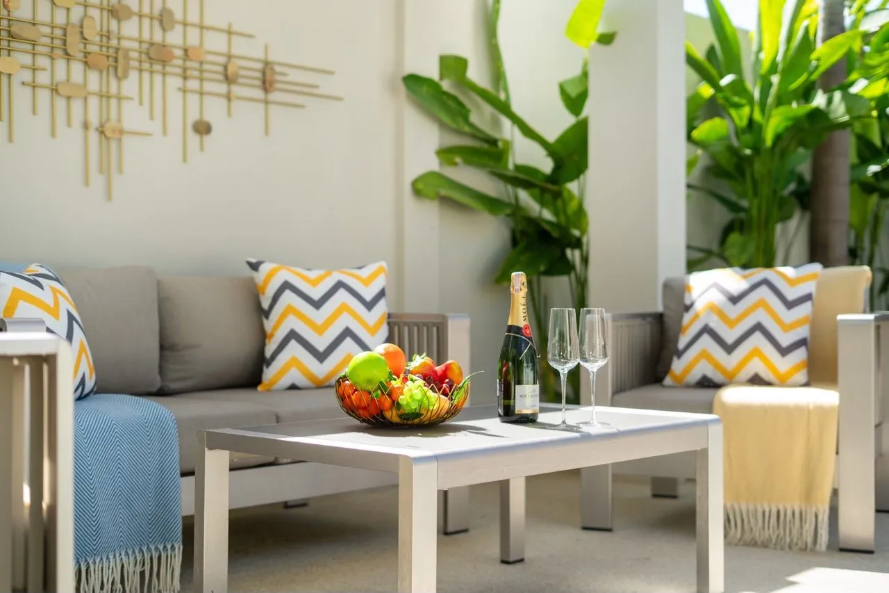 Property image - full photo 38