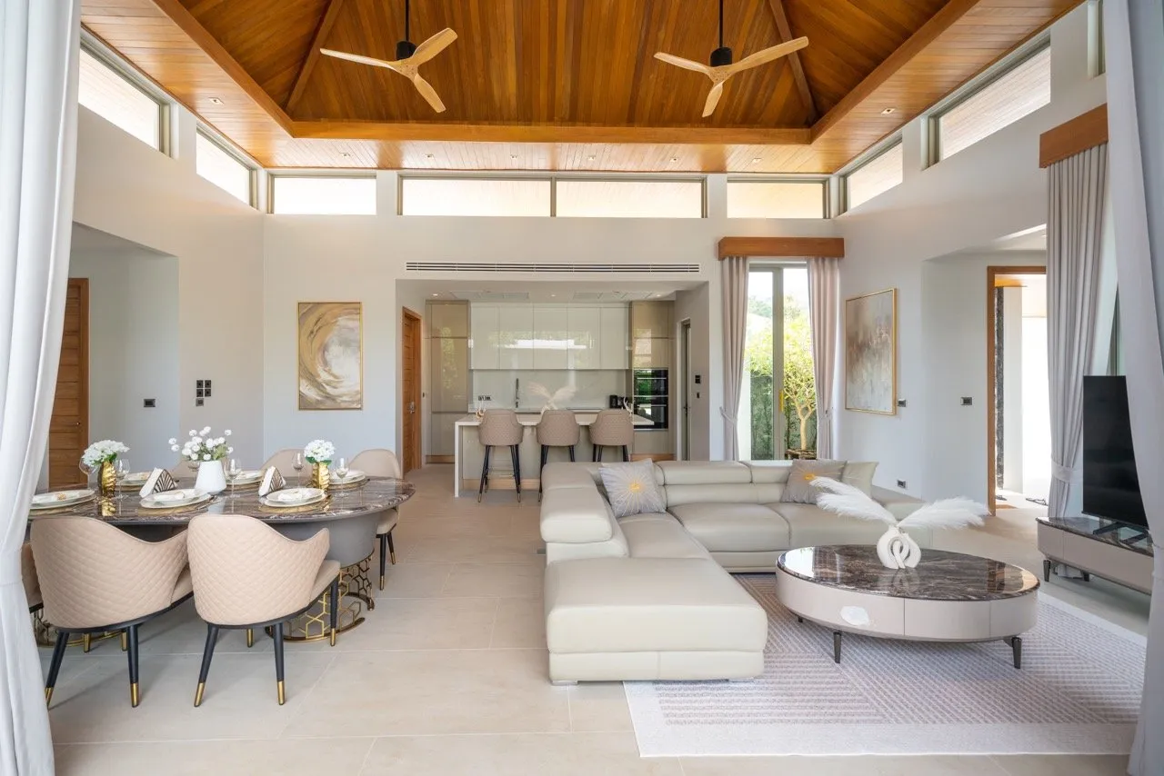 Property image - full photo 10