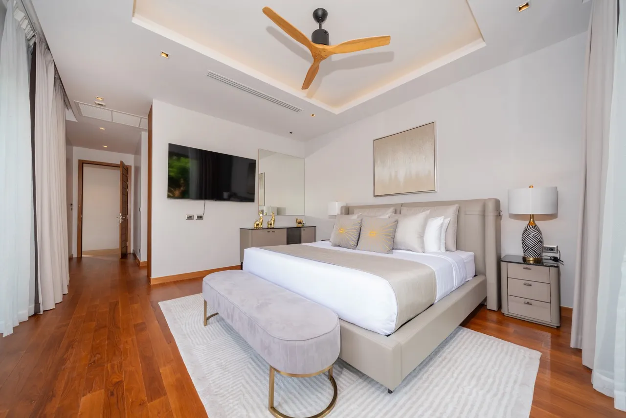 Property image - full photo 20