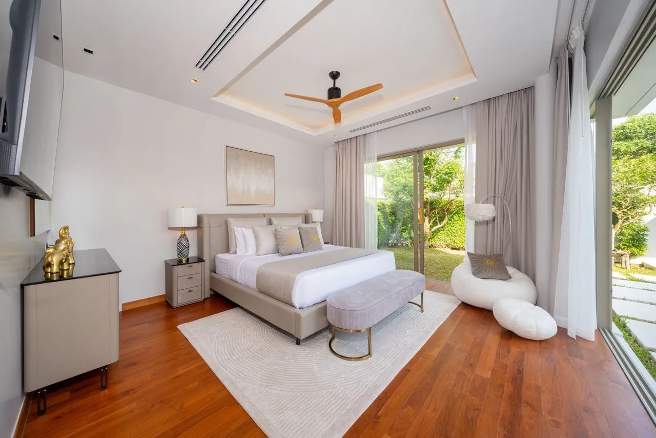 Property image - full photo 23