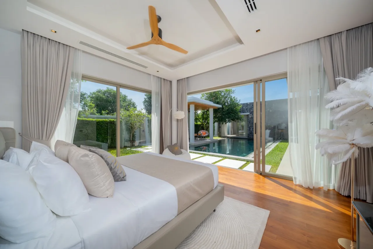 Property image - full photo 25