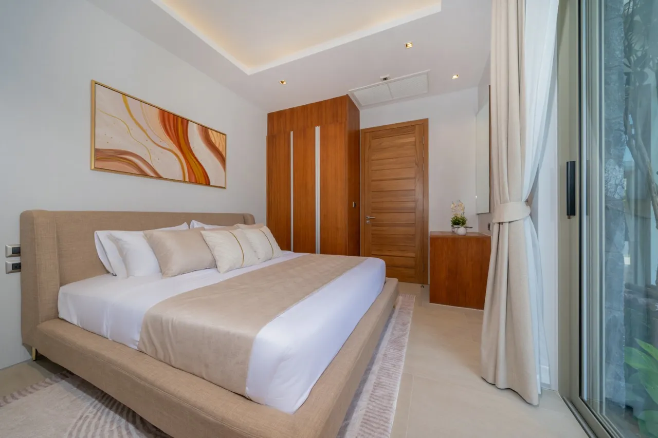 Property image - full photo 44