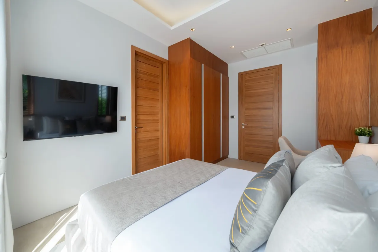 Property image - full photo 49