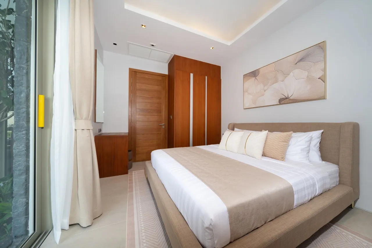 Property image - full photo 35