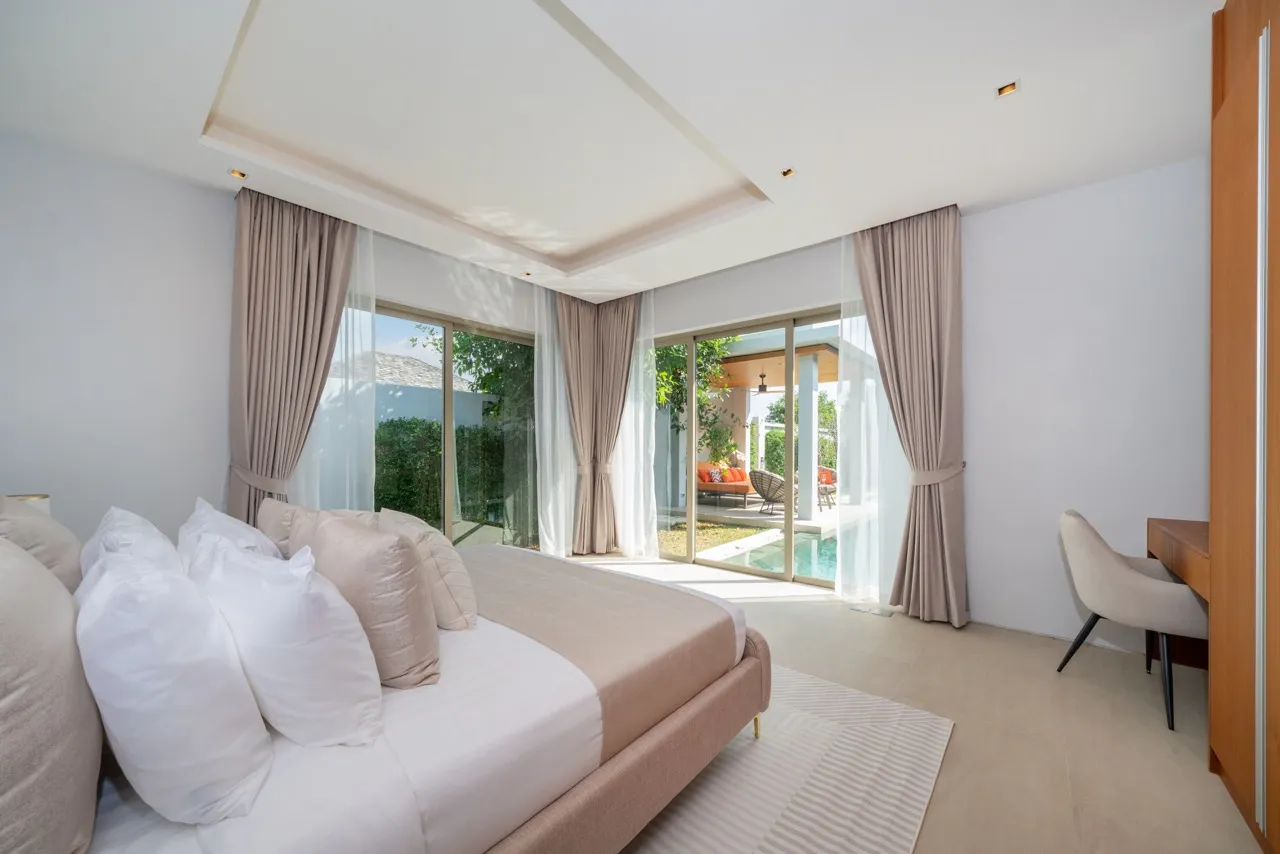Property image - full photo 38