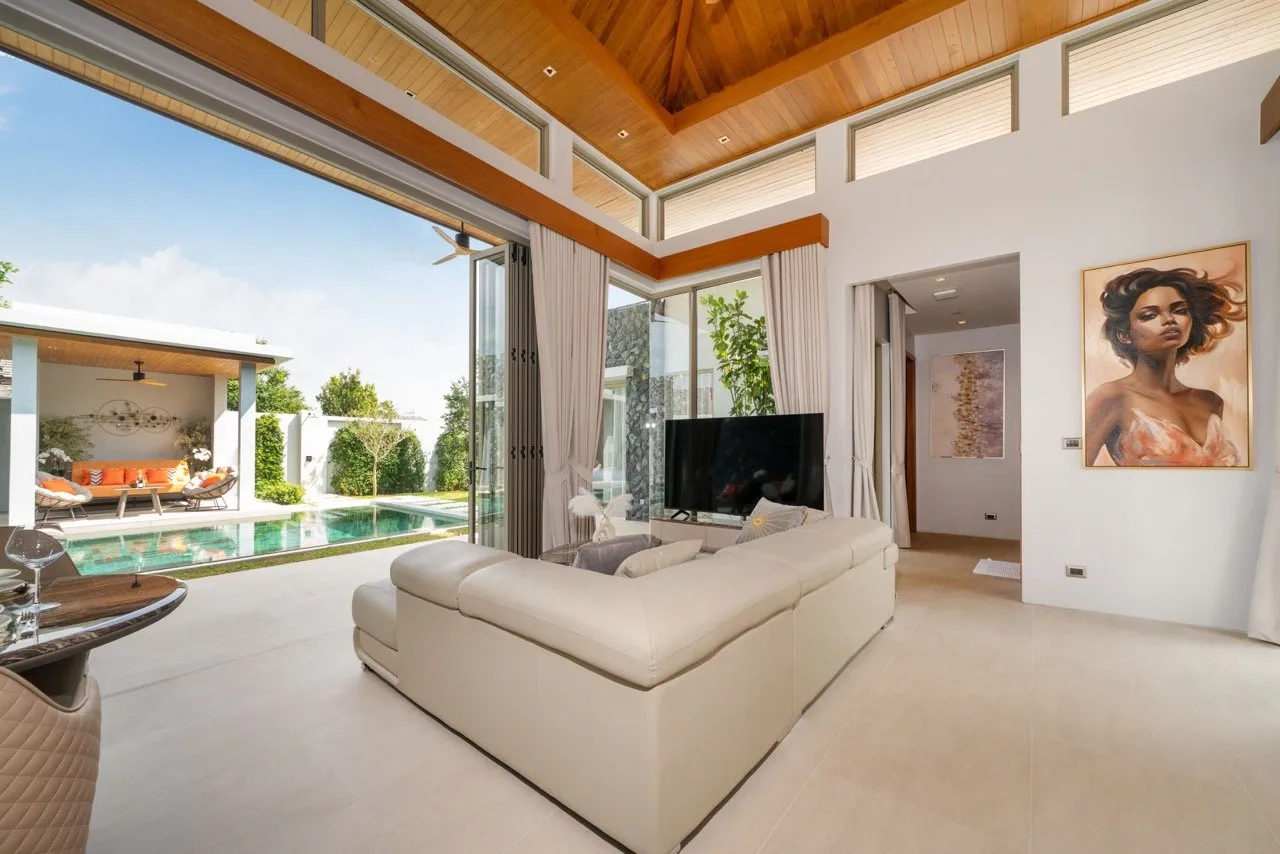 Property image - full photo 12