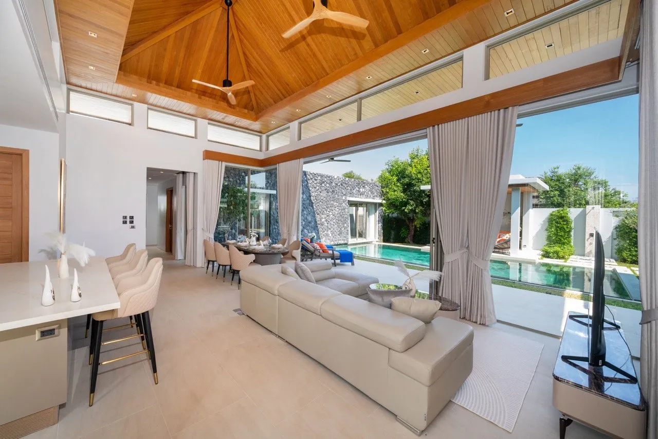 Property image - full photo 14