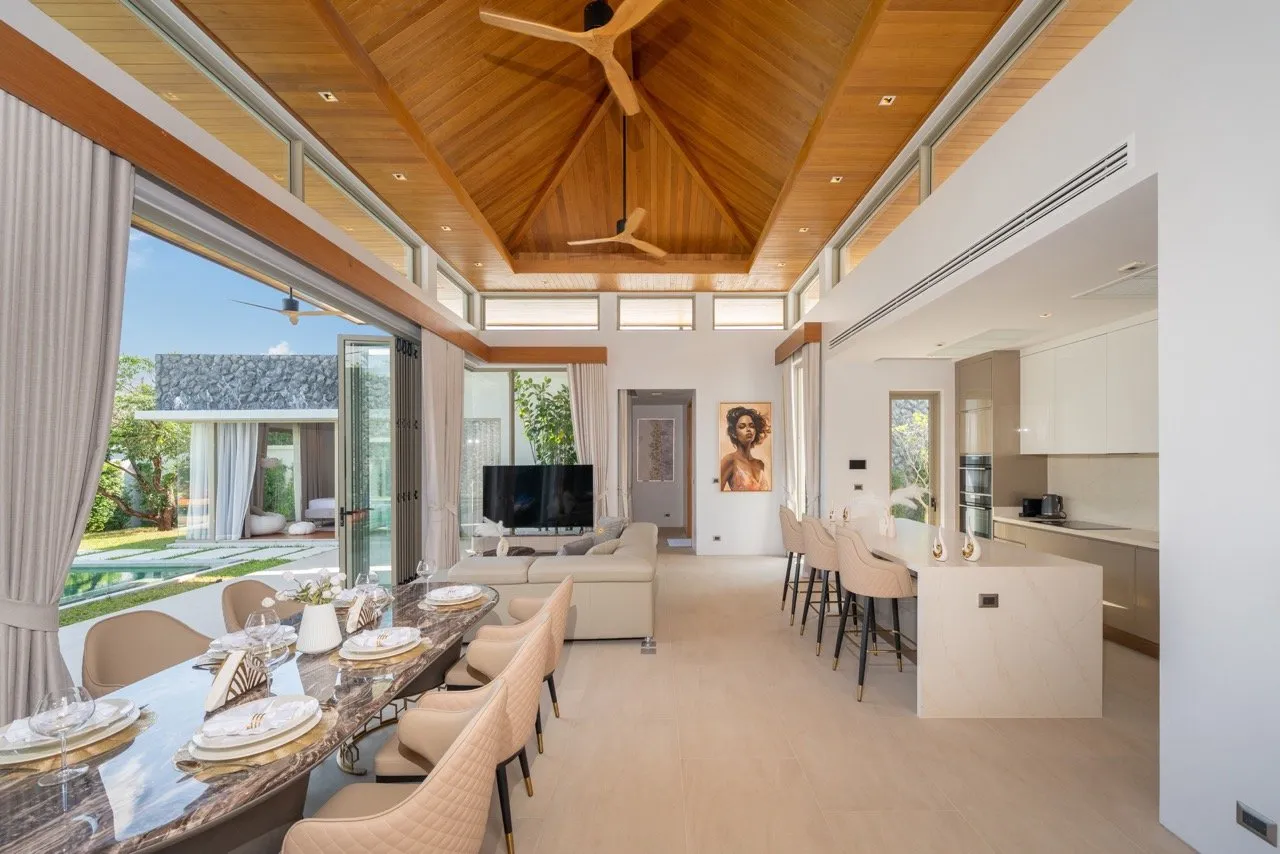 Property image - full photo 9