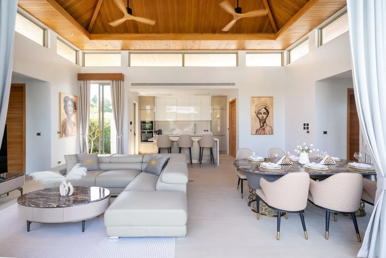 Property image - full photo 10