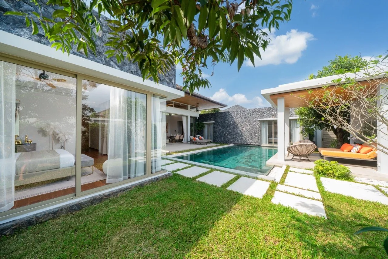 Property image - full photo 3