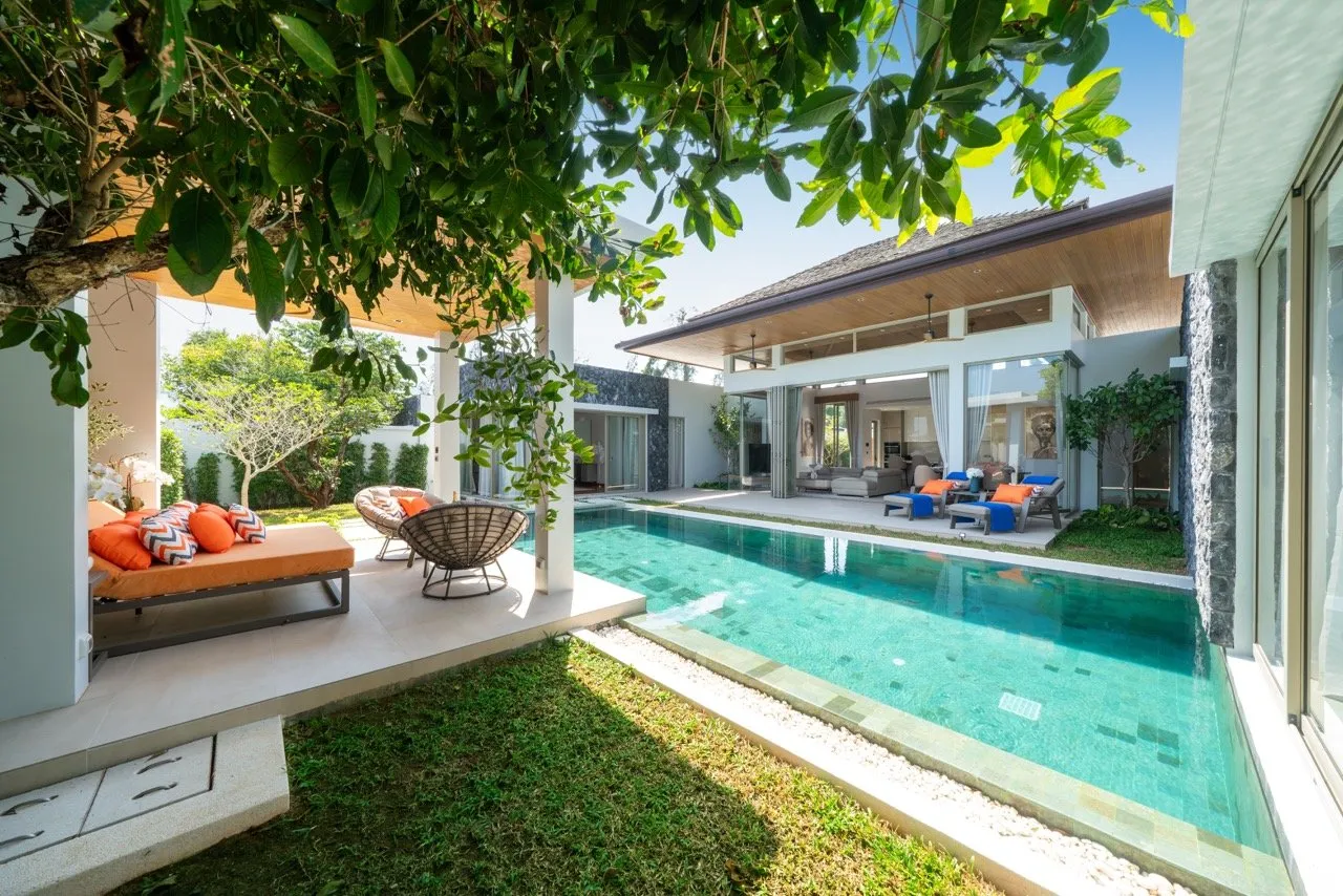 Property image - full photo 4
