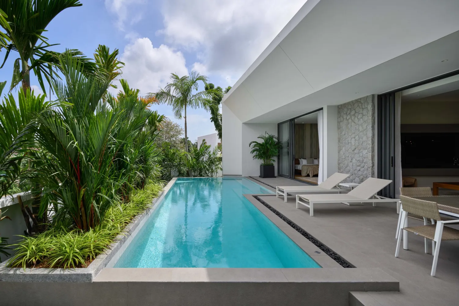 Property image - full photo 5