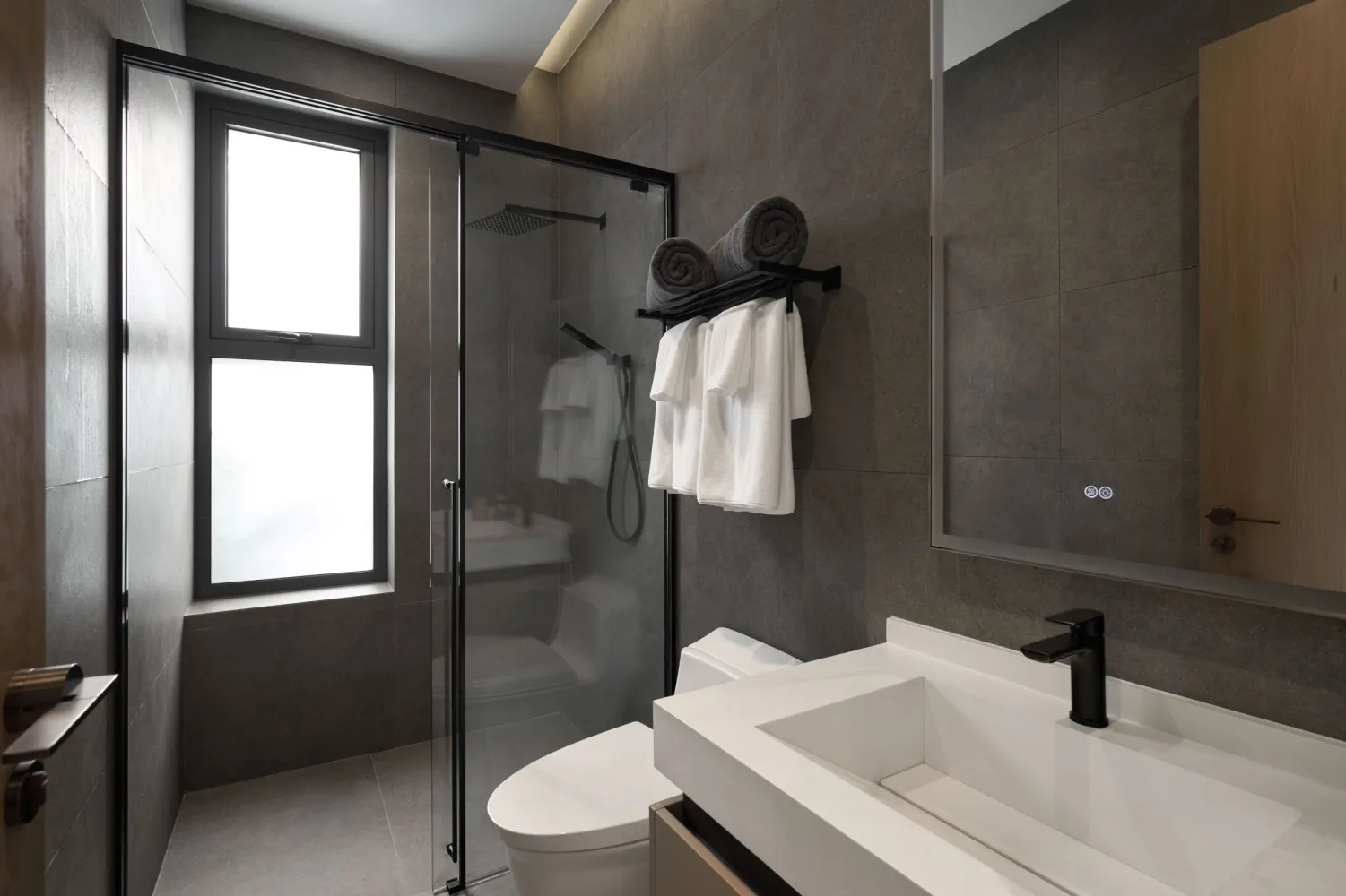 Property image - full photo 24