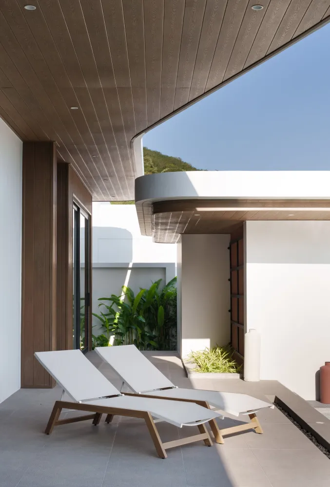 Property image - full photo 16