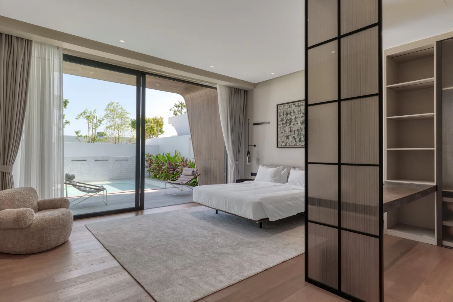 Property image - full photo 7