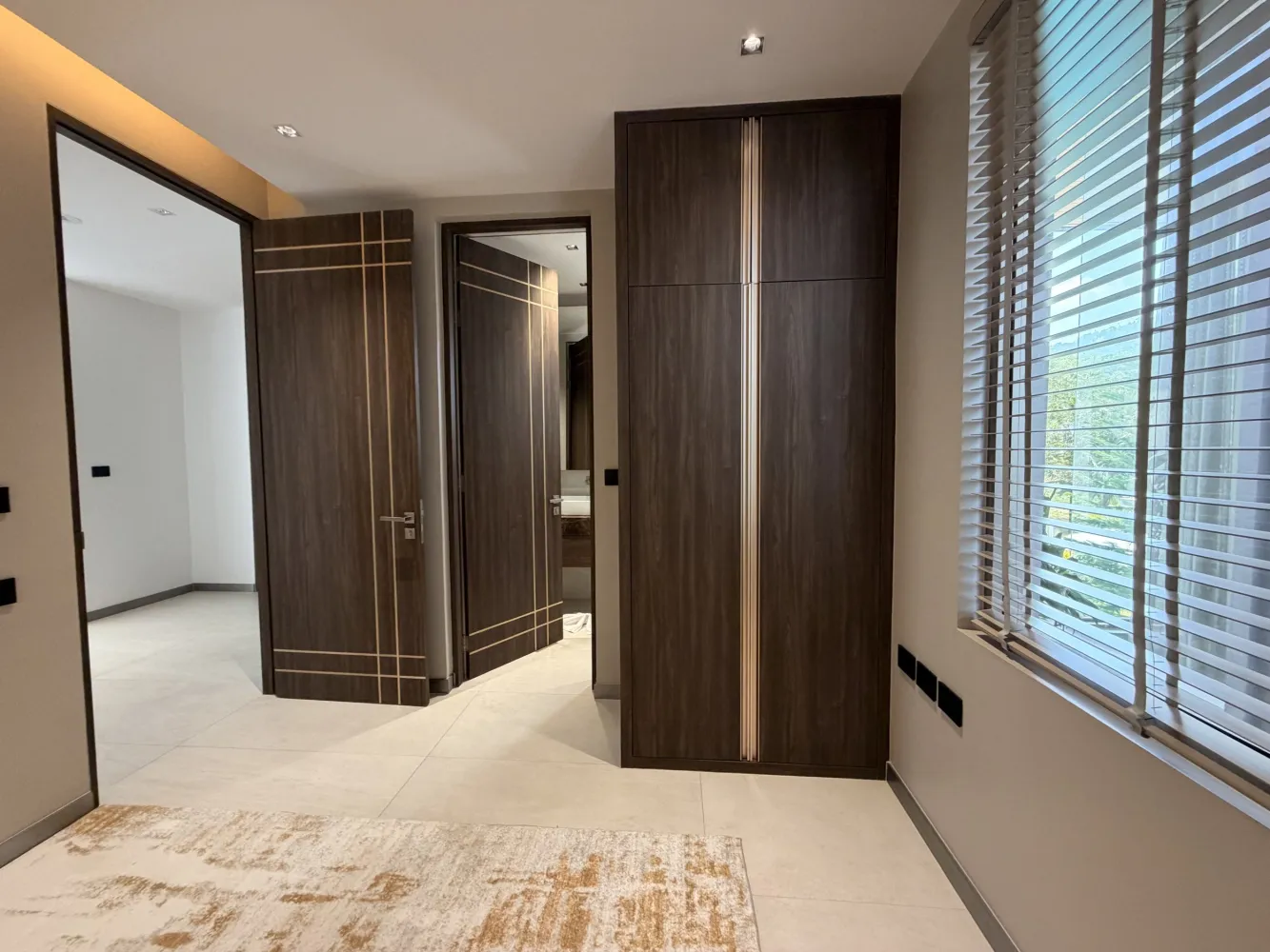 Property image - full photo 13