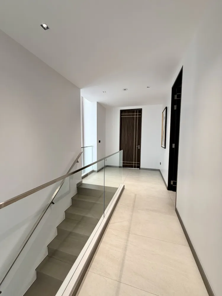 Property image - full photo 28