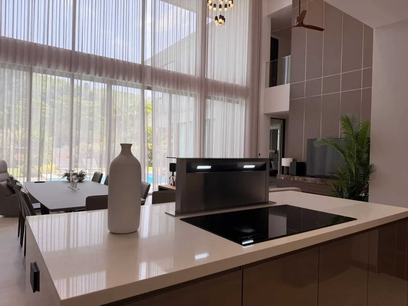 Property image - full photo 11