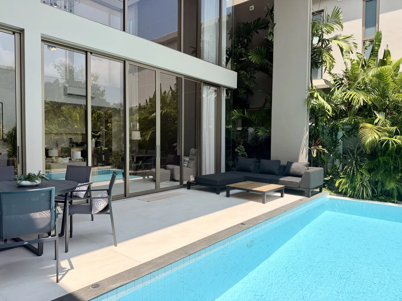 Property image - full photo 35