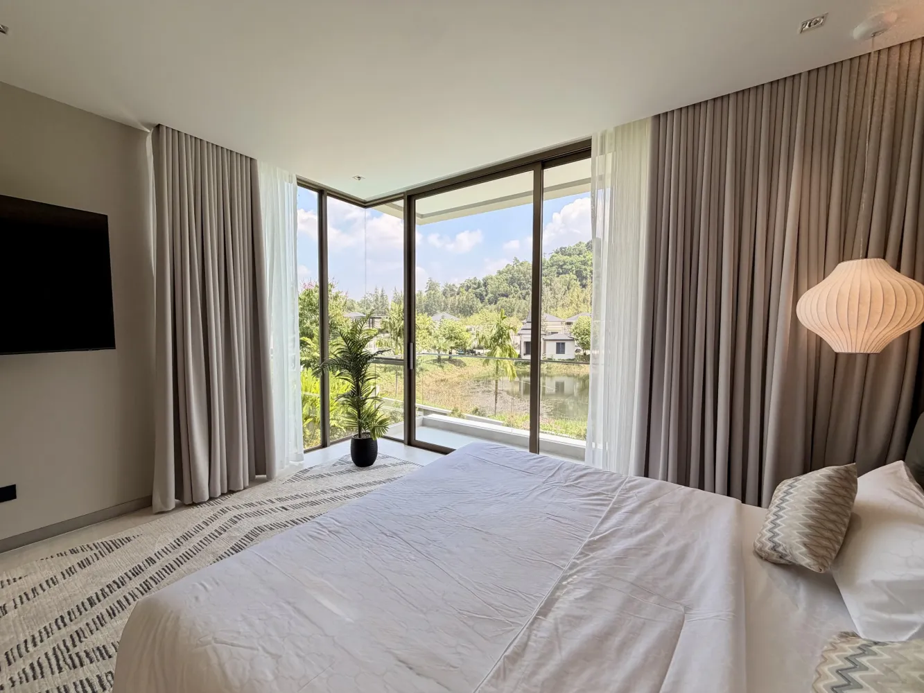 Property image - full photo 21