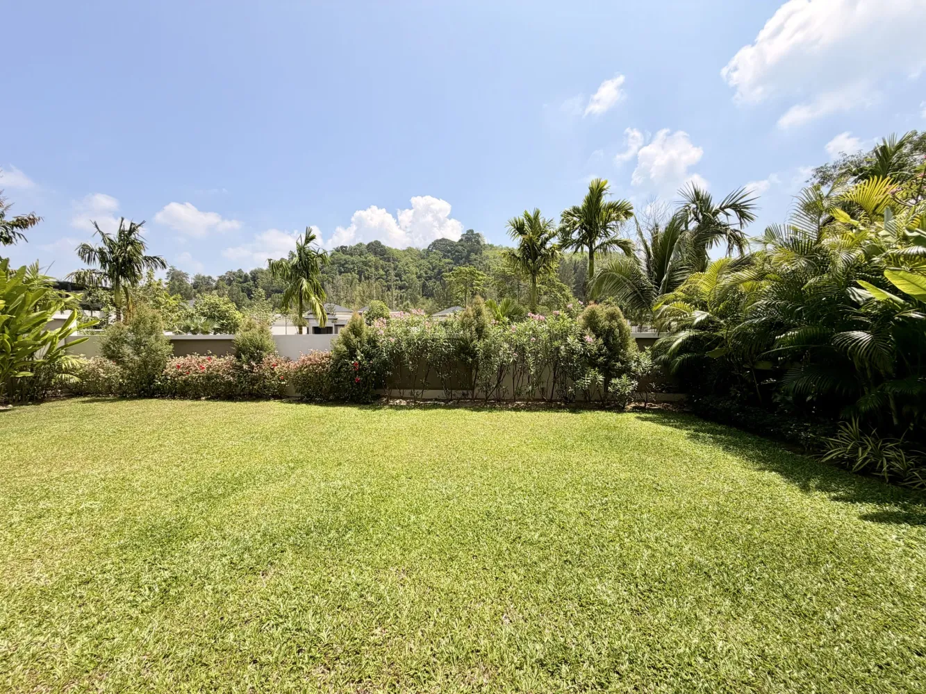Property image - full photo 40