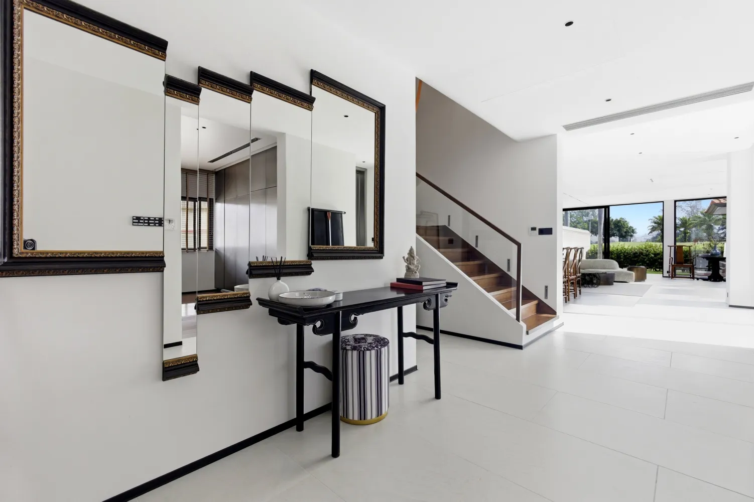 Property image - full photo 7