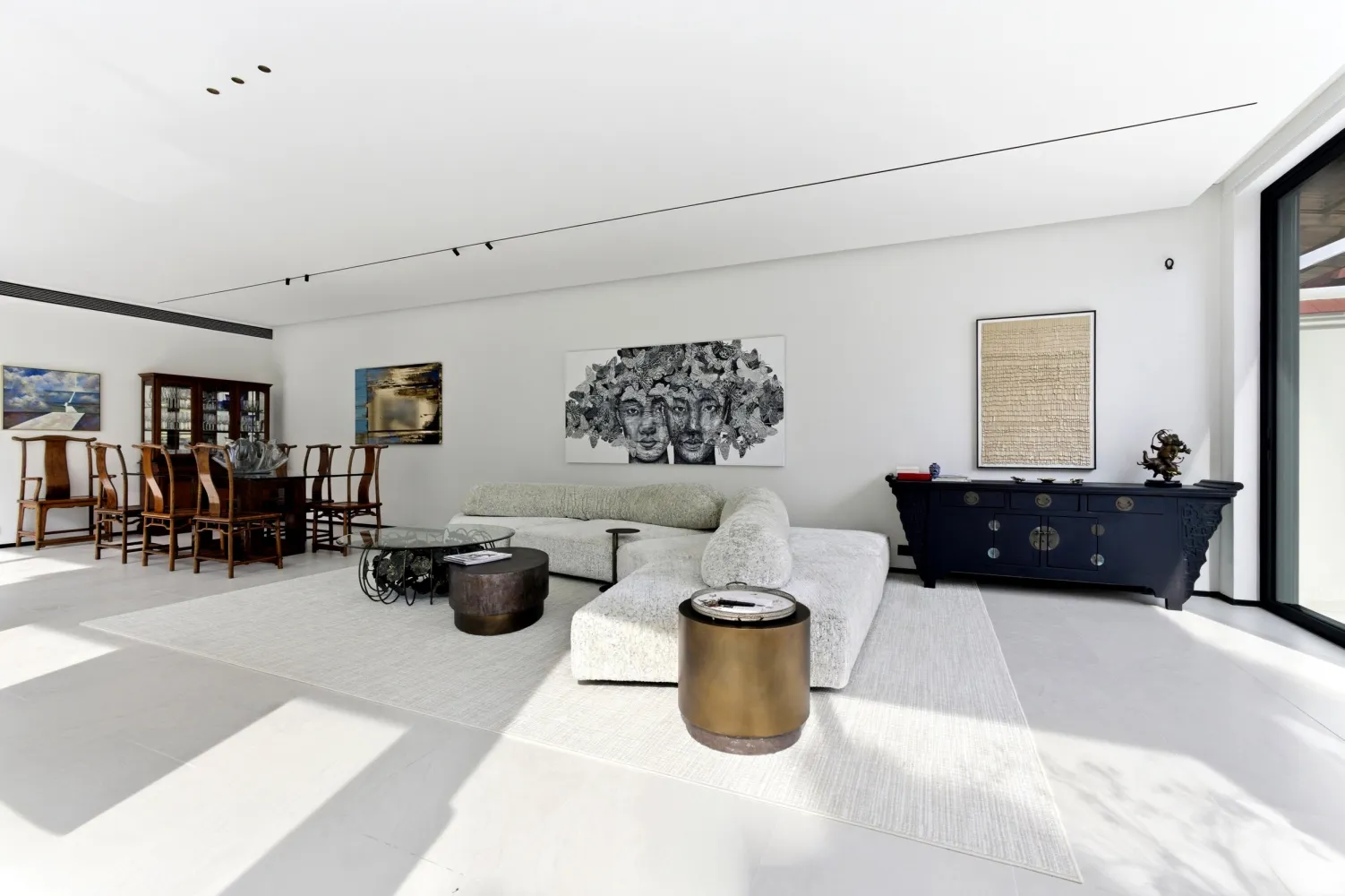 Property image - full photo 10