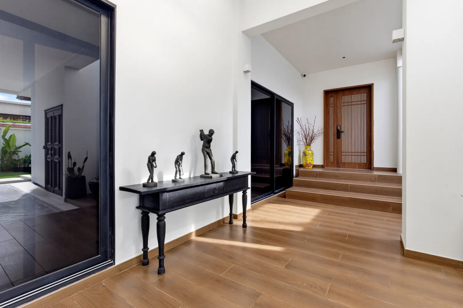 Property image - full photo 9