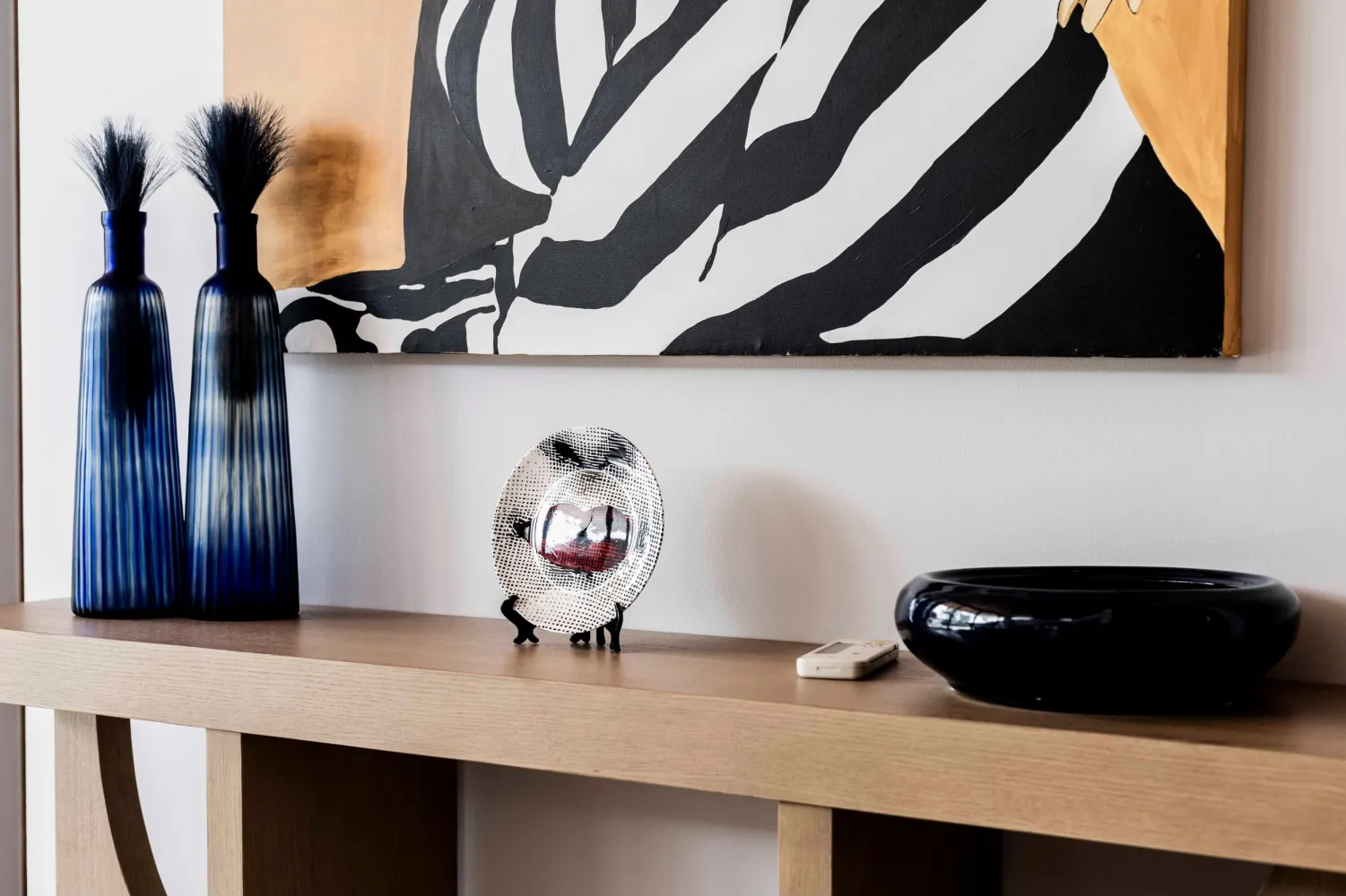 Property image - full photo 2
