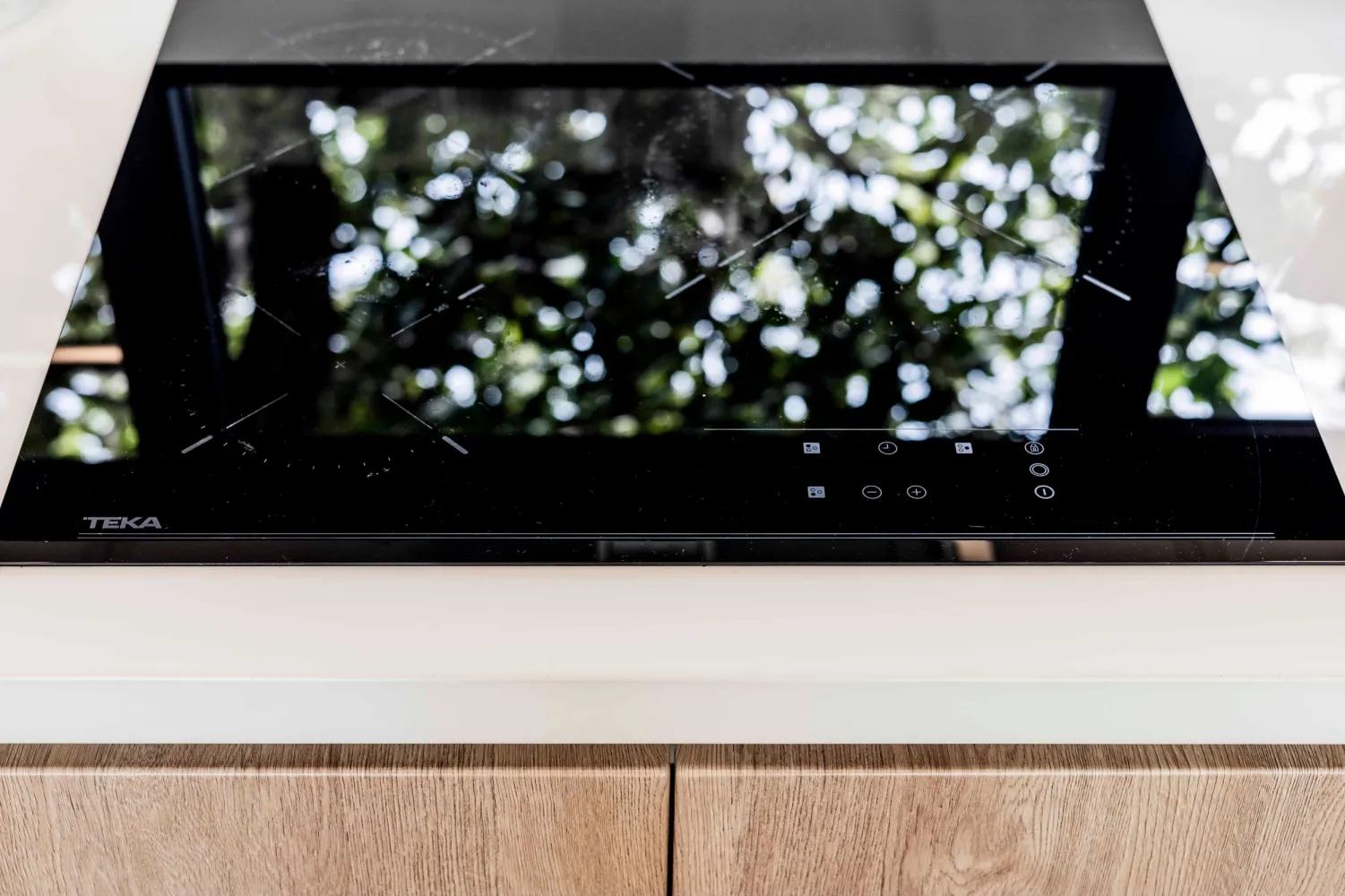 Property image - full photo 3