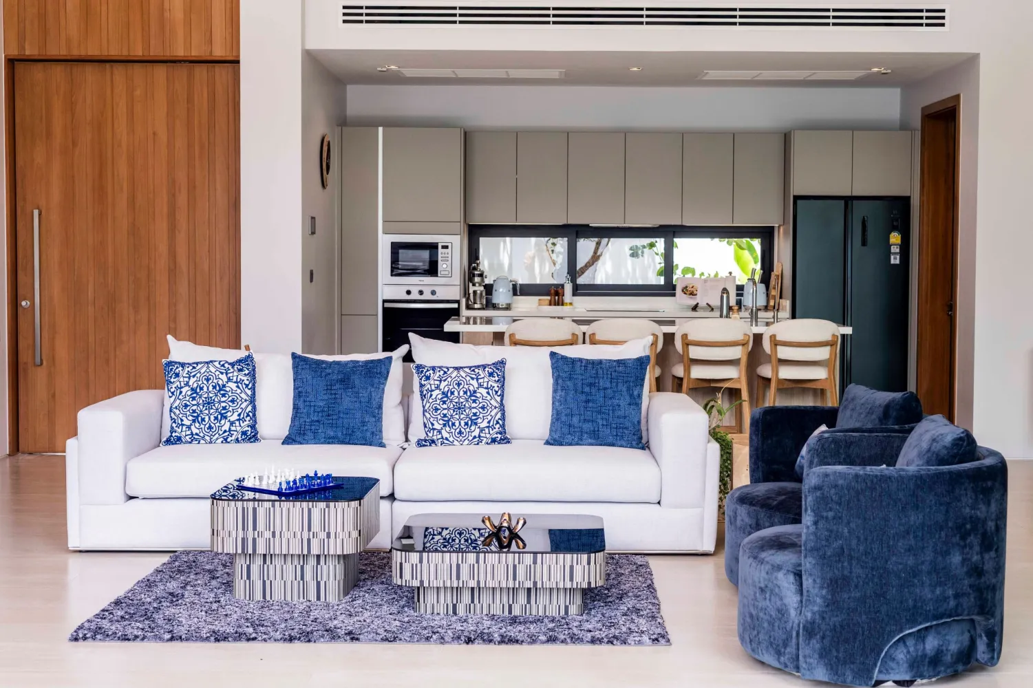 Property image - full photo 4