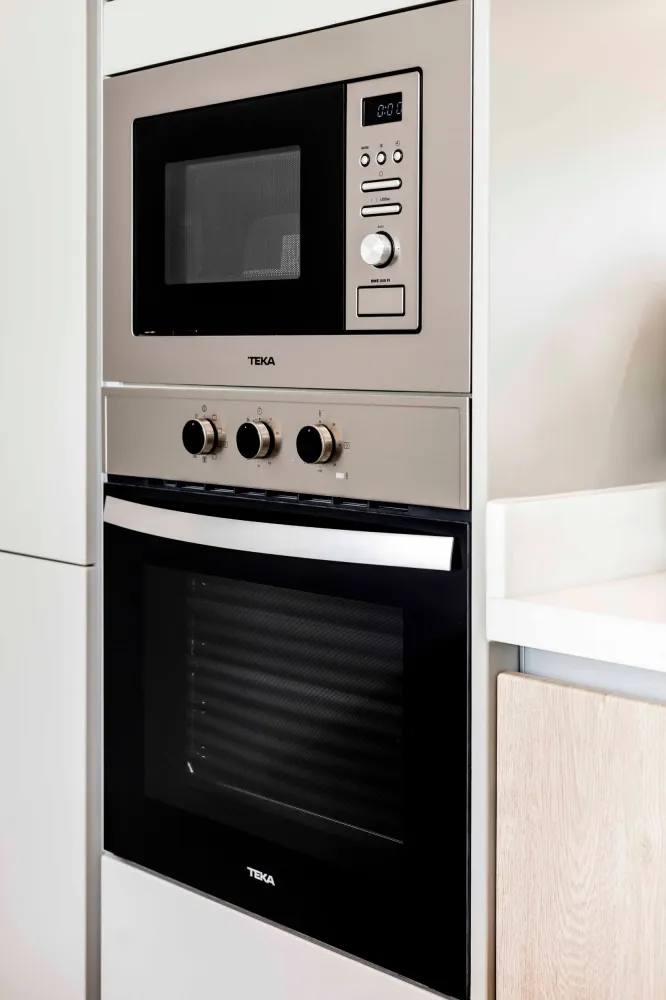 Property image - full photo 8