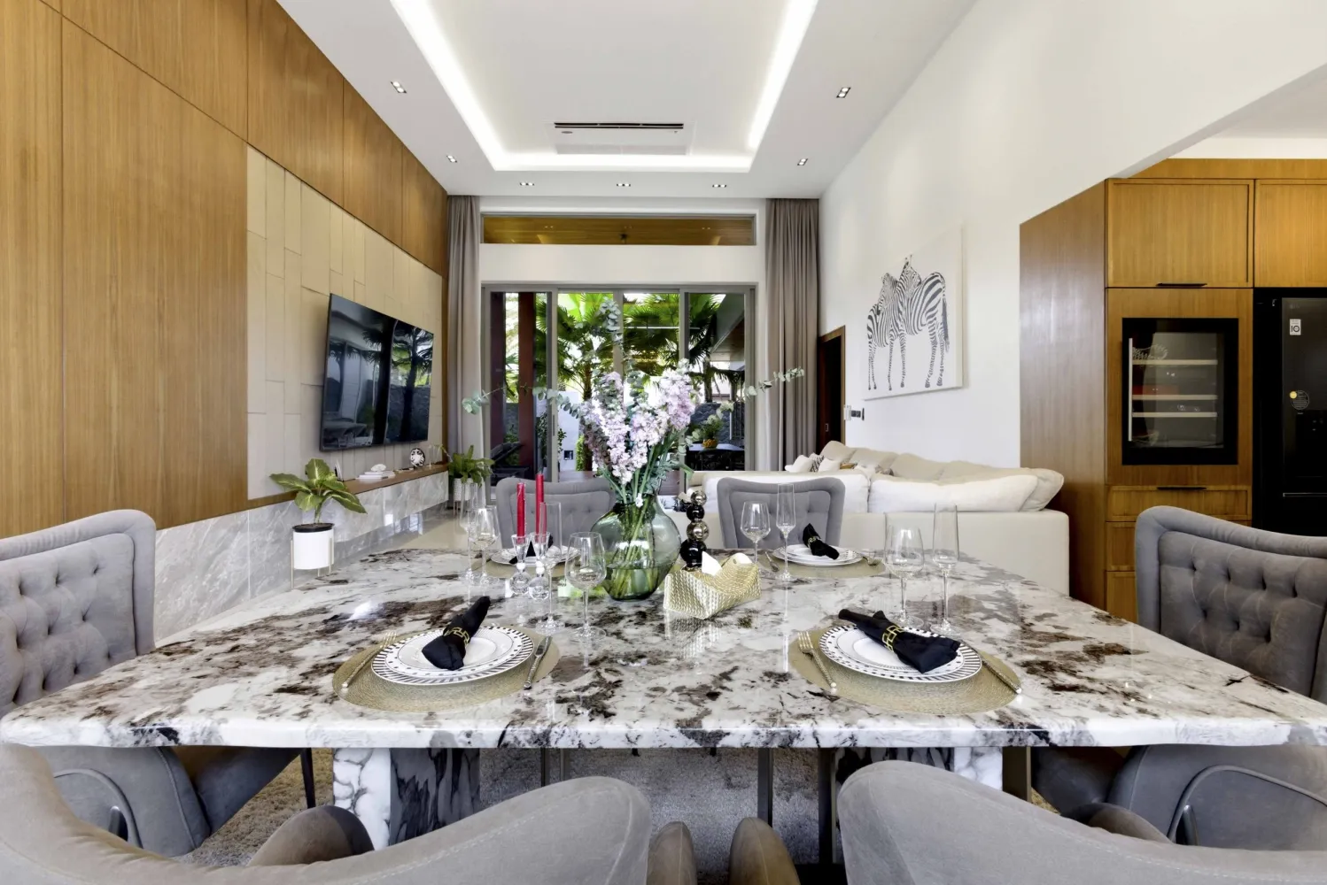 Property image - full photo 8