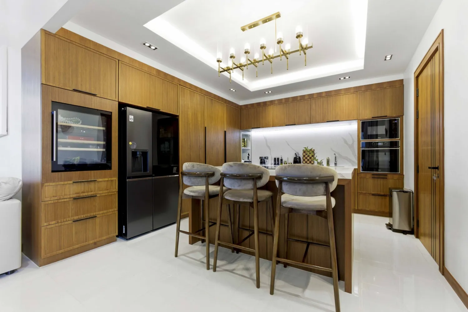 Property image - full photo 9