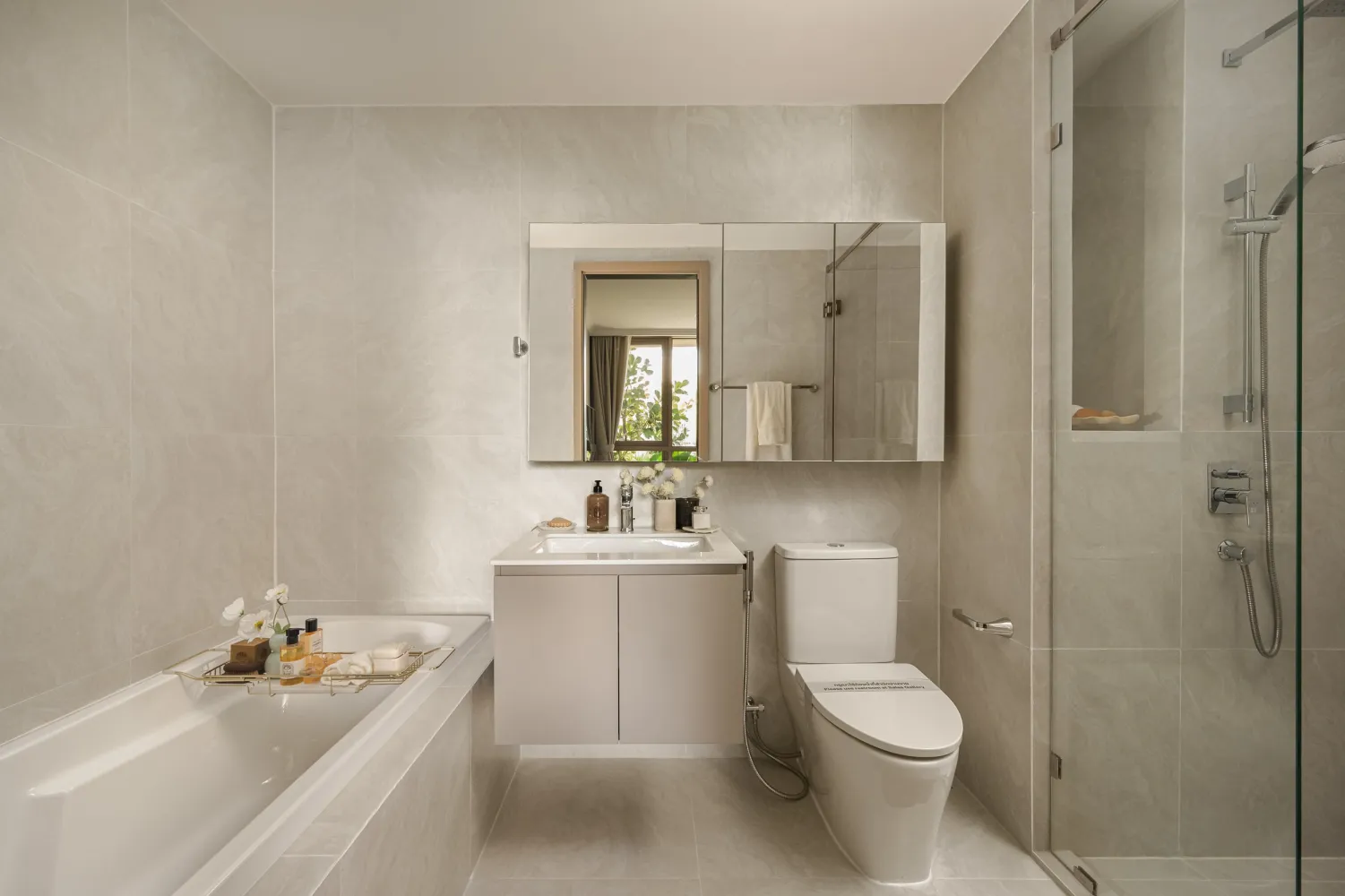 Property image - full photo 6