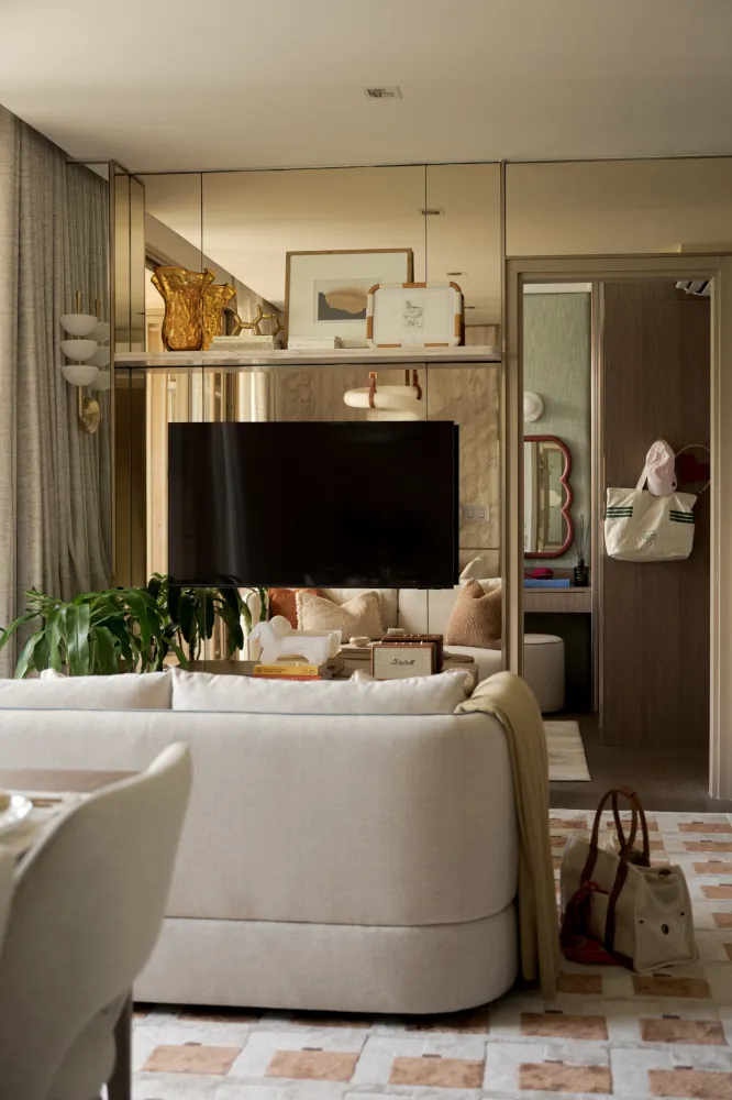 Property image - full photo 2