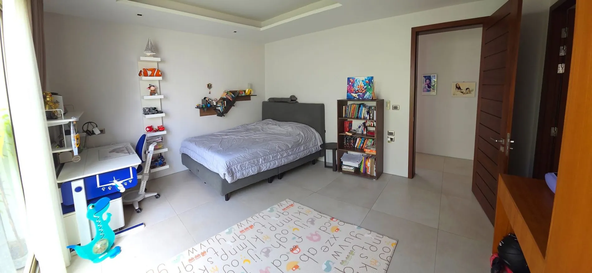 Property image - full photo 12