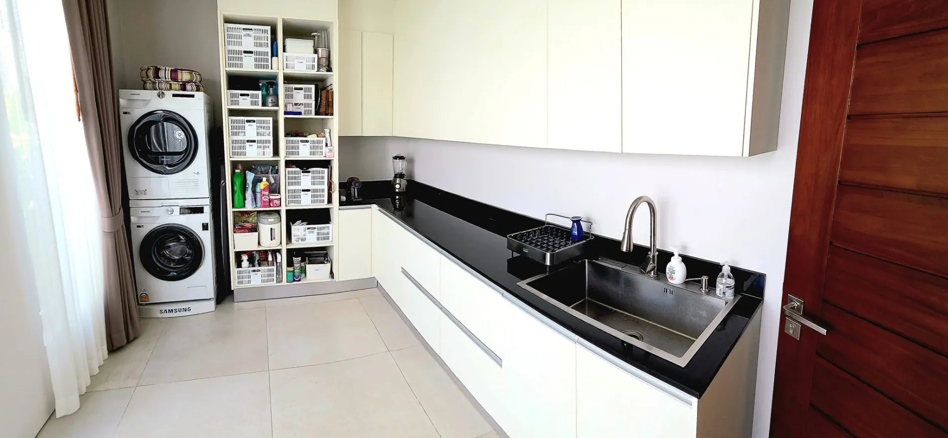 Property image - full photo 14