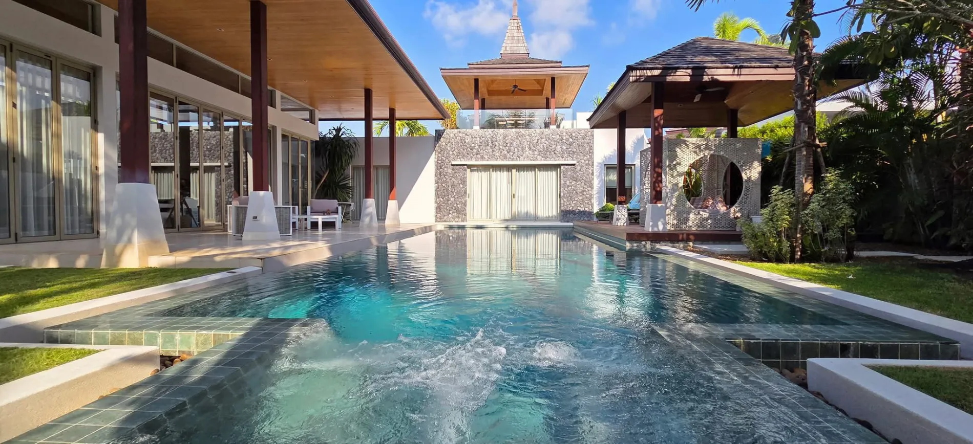 Property image - full photo 1