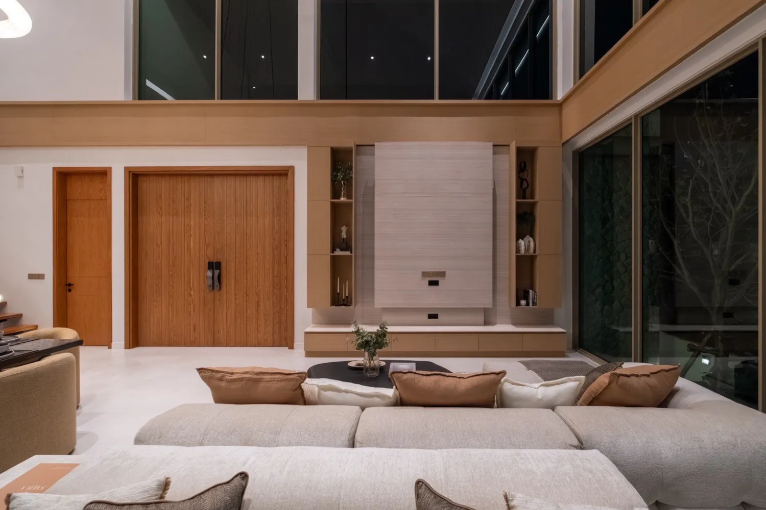 Property image - full photo 10
