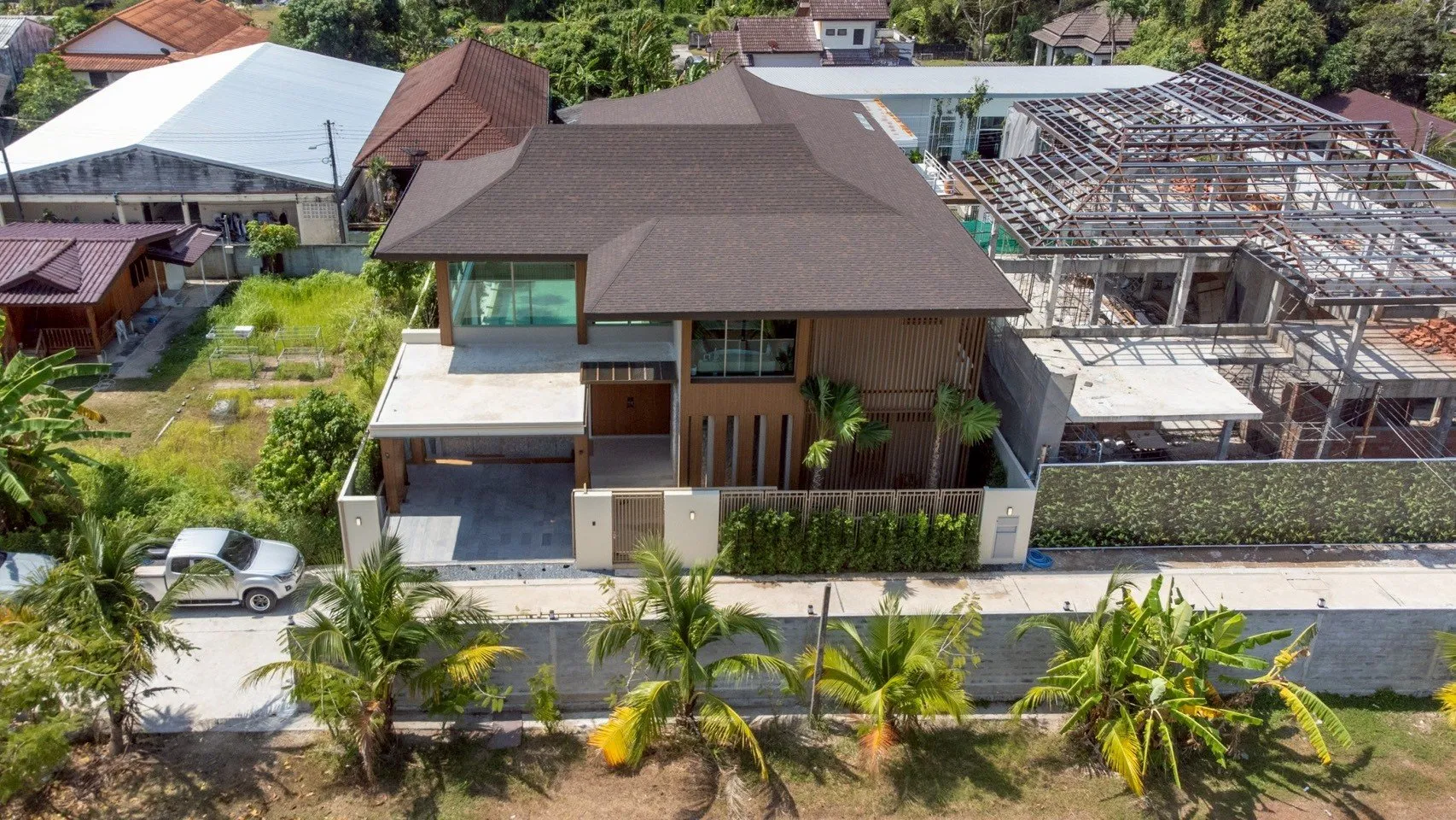Property image - full photo 54