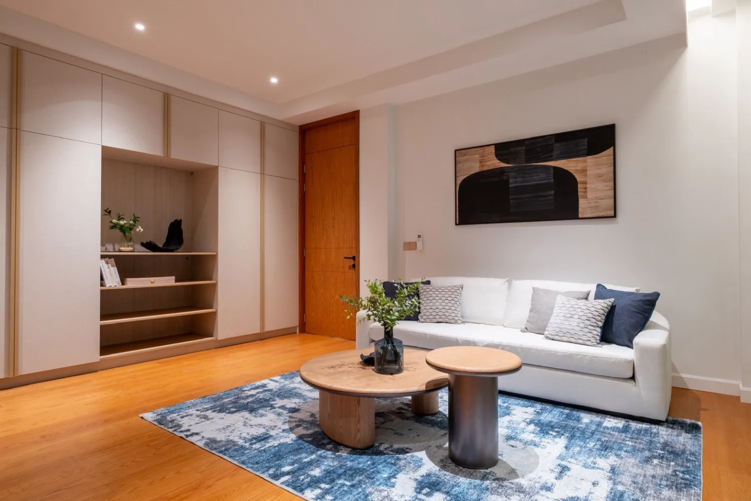 Property image - full photo 39