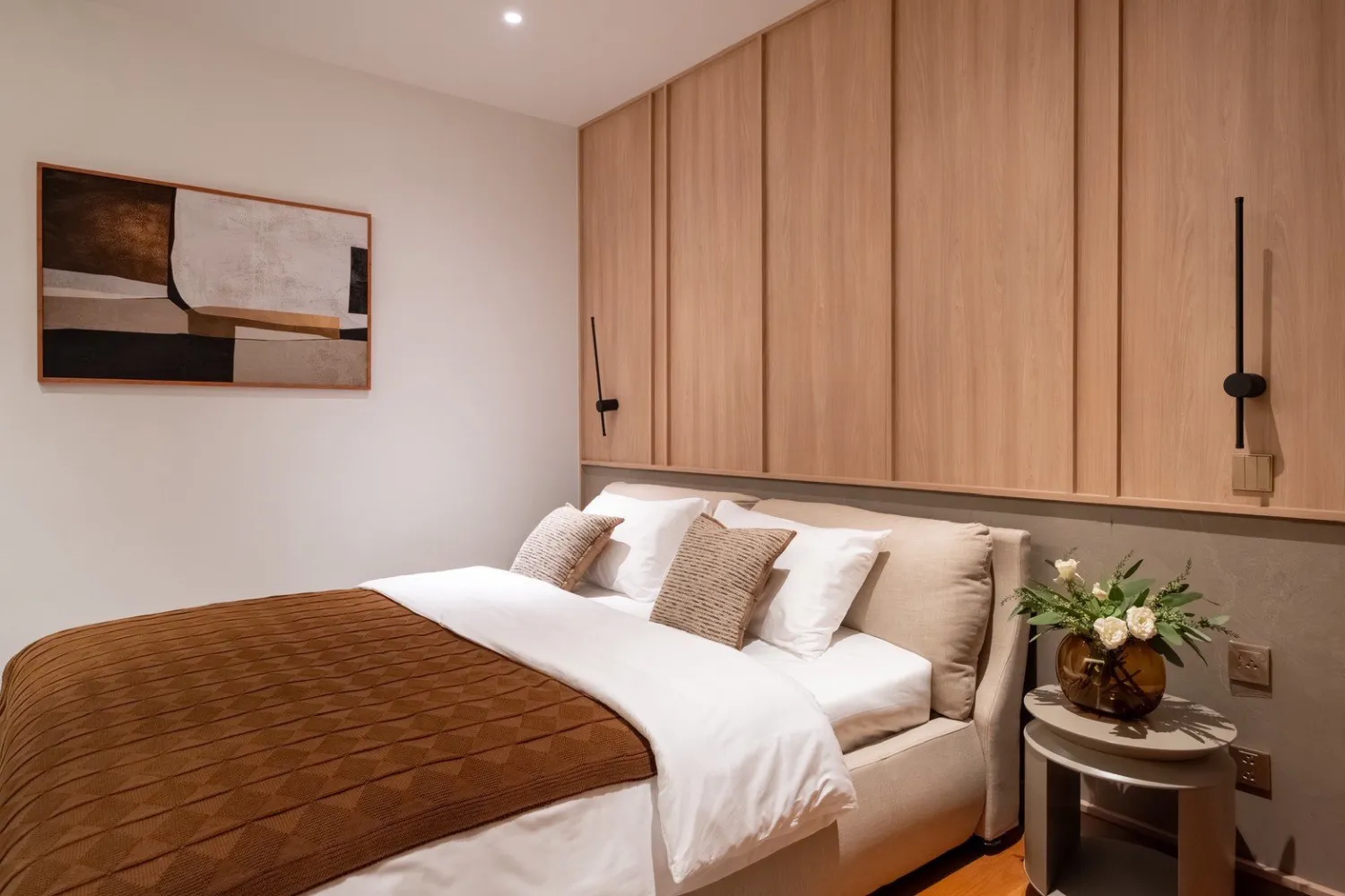 Property image - full photo 25