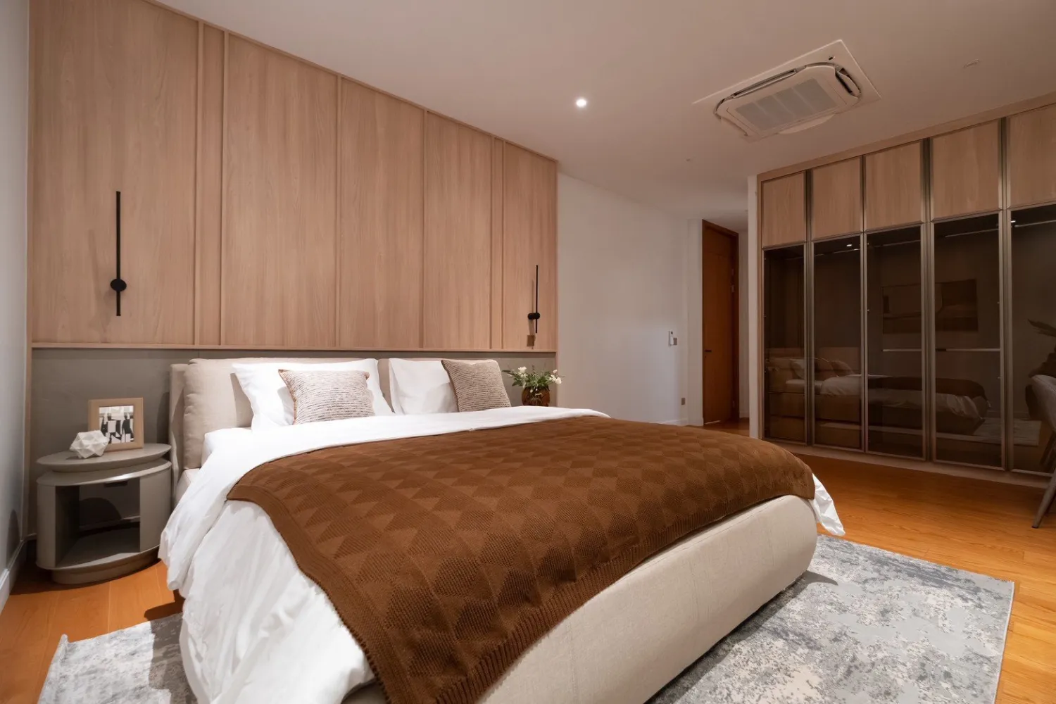 Property image - full photo 29