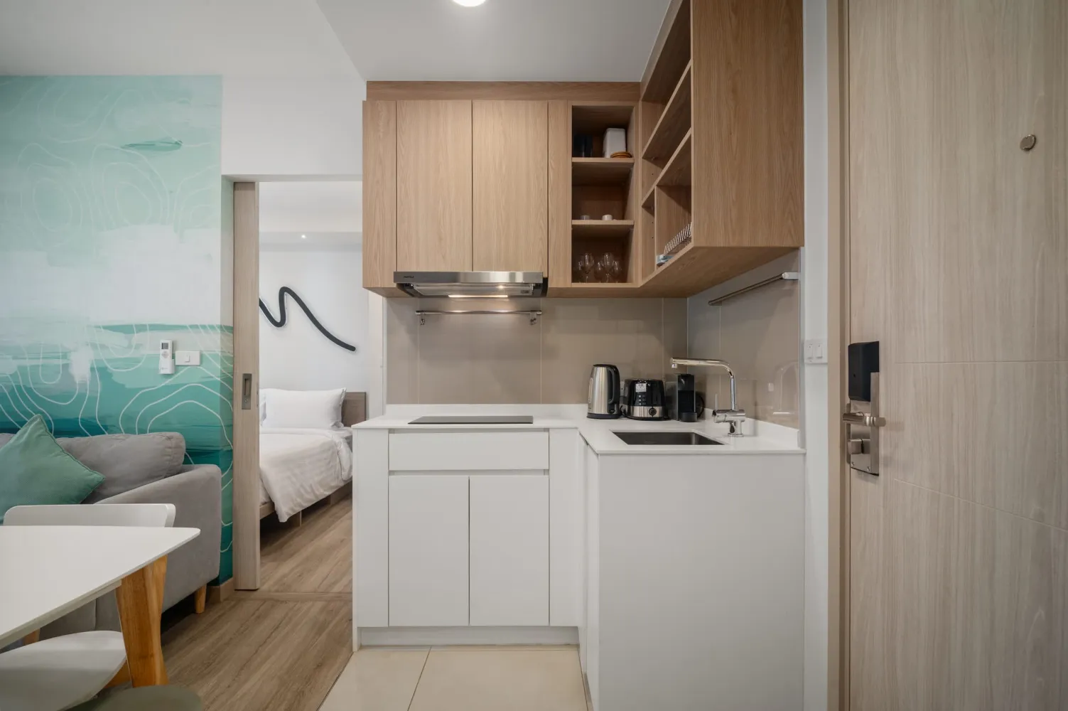 Property image - full photo 4