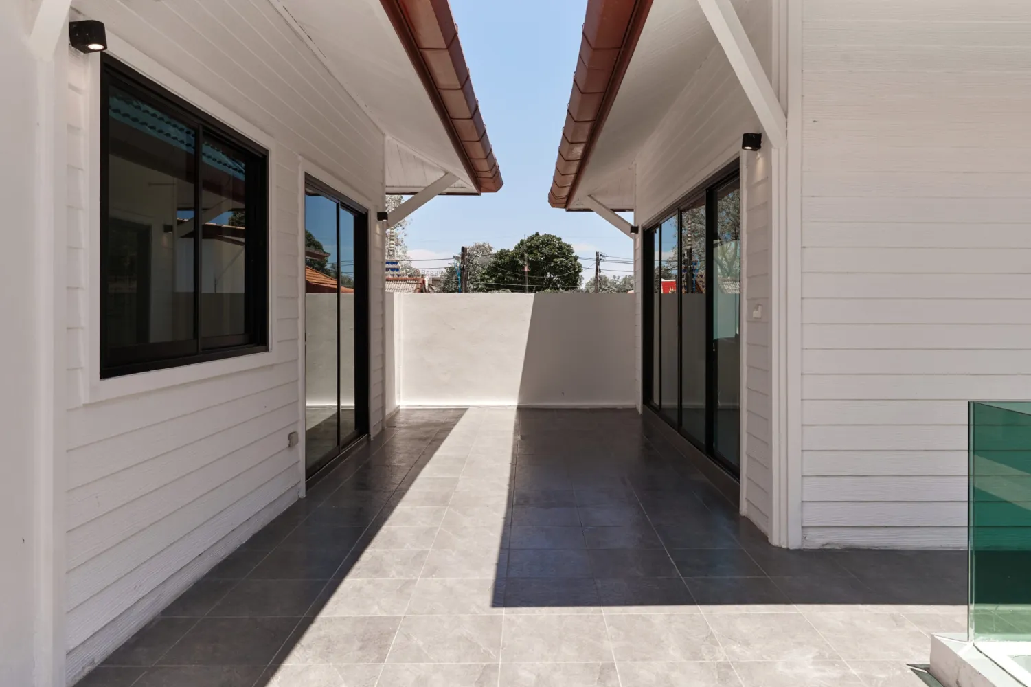 Property image - full photo 58
